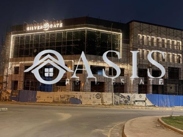 عيادة للبيع في Sillver Gate Mall الحي 12، متشطبة بالكامل بالتكيفات.